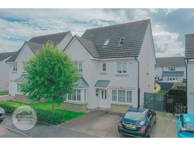 7 bedroom detached house for sale Chryston