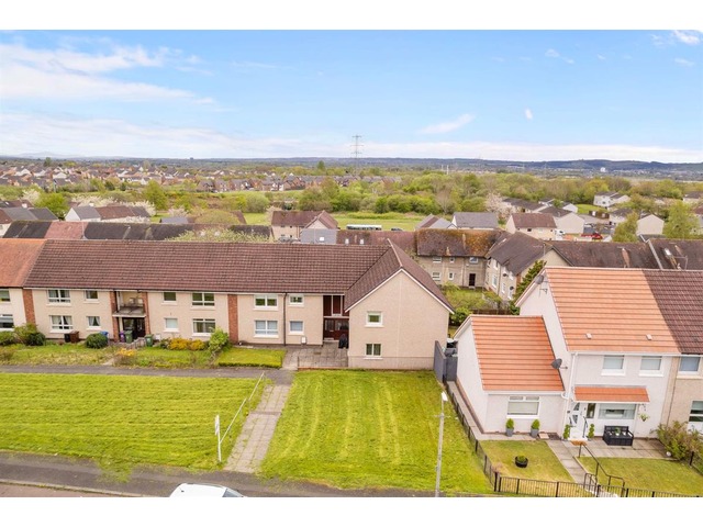 3 bedroom flat  for sale Chryston