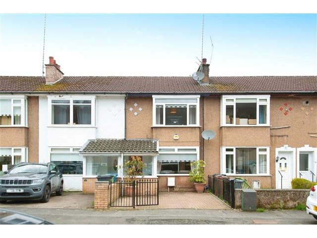 2 bedroom terraced house for sale Busby