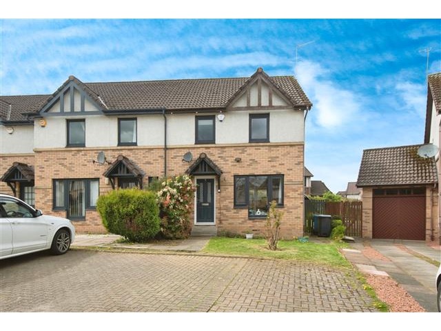 3 bedroom end-terraced house for sale Newton Mearns