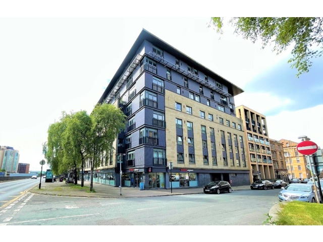 1 bedroom unfurnished flat to rent Blythswood New Town