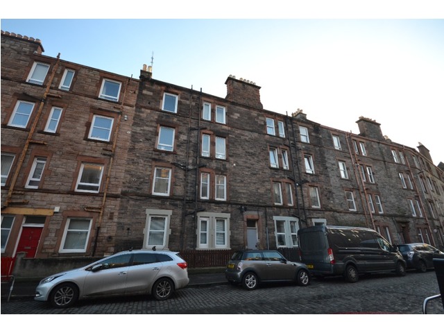 1 bedroom unfurnished flat to rent Stenhouse