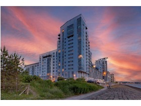 9/27 Western Harbour View, Newhaven, EH6 6PG