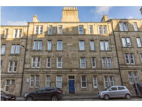 15/2 Yeaman Place, Polwarth, EH11 1BS