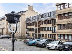 31/10 Fettes Row, New Town, EH3 6RH