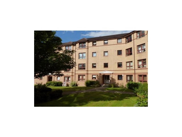 2 bedroom unfurnished flat to rent Maryhill
