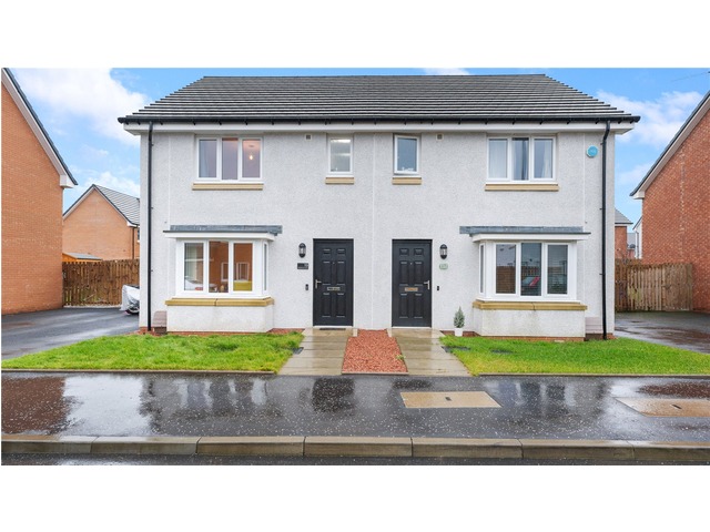 3 bedroom semi-detached  for sale Carriagehill