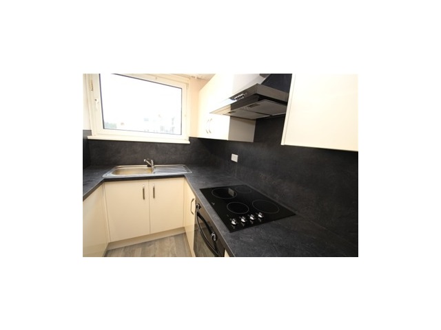1 bedroom unfurnished flat to rent