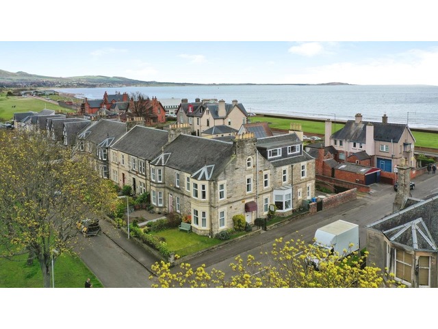 6 bedroom terraced house for sale Leven Links