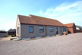 Luskentyre, Red Row, Staxigoe, Wick, KW1 4QY