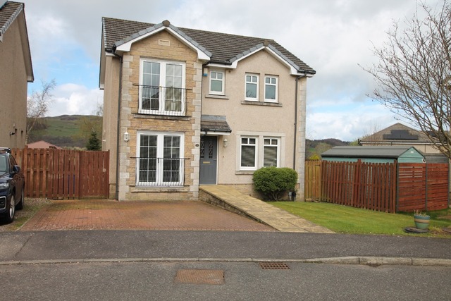 4 bedroom unfurnished house to rent Kelty