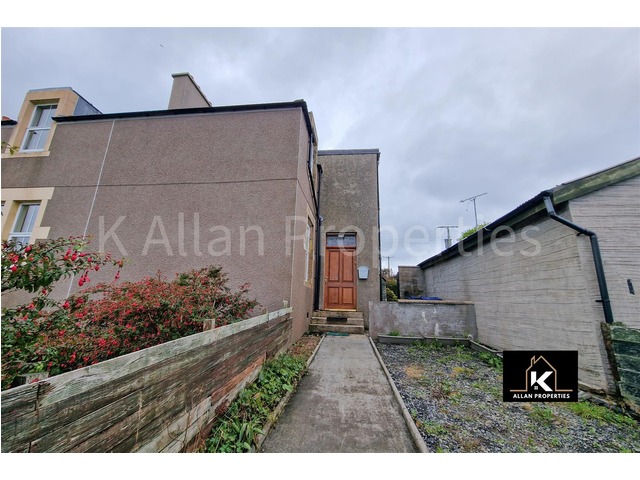 3 bedroom semi-detached  for sale Cairston