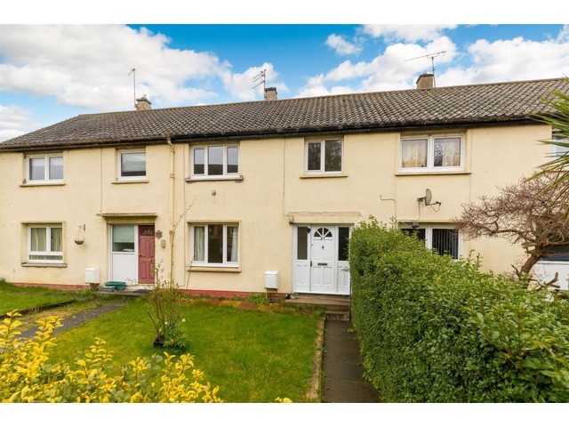 3 bedroom terraced house for sale The Inch