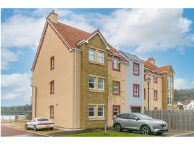Harbour Place, Dalgety Bay, Dunfermline, KY11 9AA