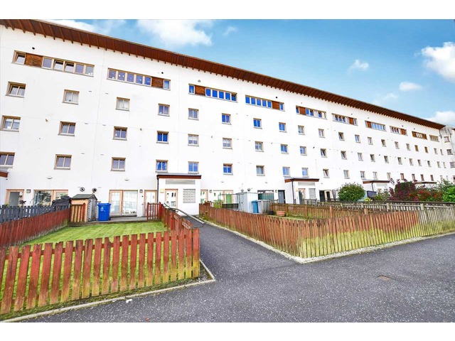 4 bedroom flat  for sale Maryhill
