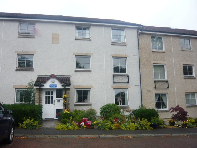 2 bedroom unfurnished flat to rent Cairneyhill