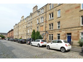 Downfield Place, Dalry, EH11 2EJ