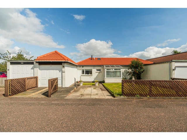 3 bedroom bungalow  for sale Ladywell