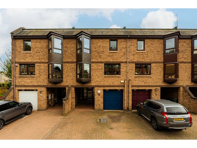 4 bedroom townhouse  for sale Corstorphine