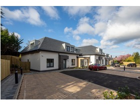 2 Kirkview Crescent, Newton Mearns, G77 5DD