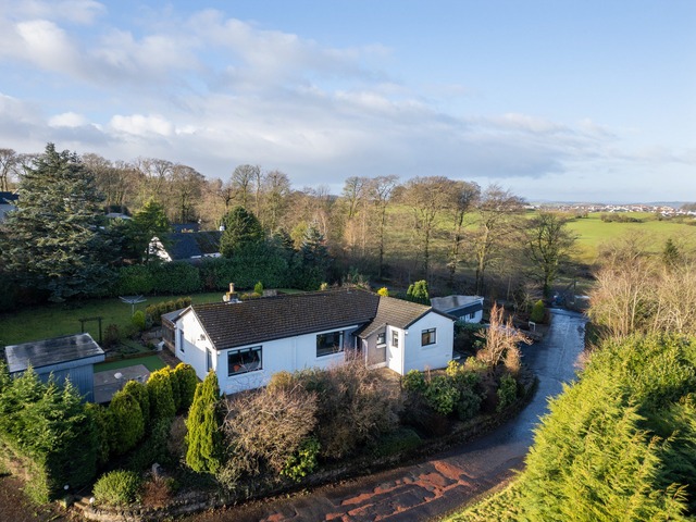 6 bedroom detached house for sale Newton Mearns