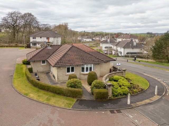 3 bedroom bungalow  for sale Newton Mearns