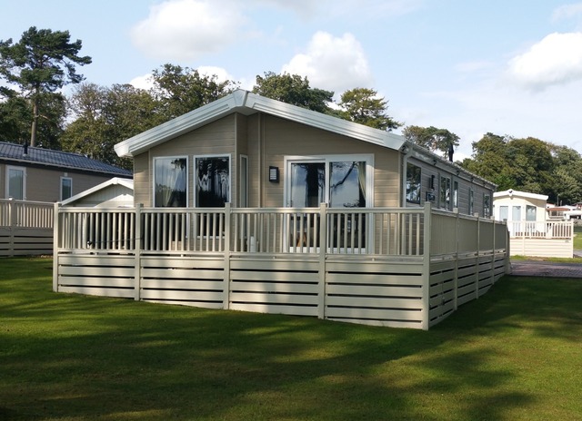 2 bedroom bungalow  for sale Kirkton
