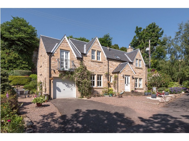 5 bedroom detached house for sale Buxley