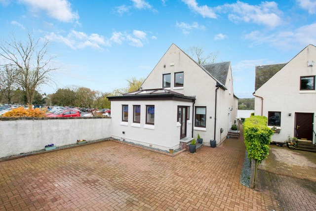 4 bedroom detached house for sale Linlithgow