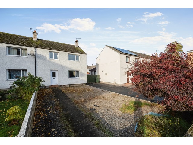 3 bedroom end-terraced house for sale Inverness
