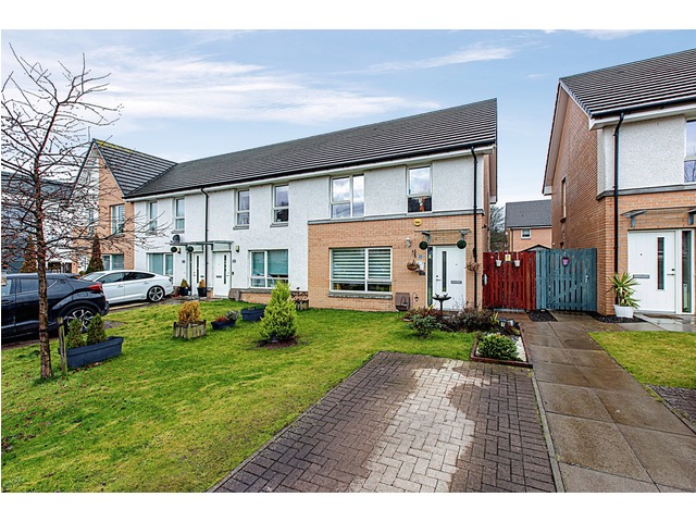 3 bedroom end-terraced house for sale Haghill