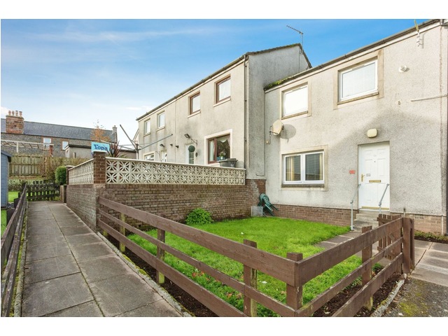 2 bedroom terraced house for sale East Cluden