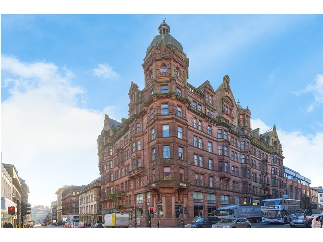 3 bedroom flat  for sale Blythswood New Town