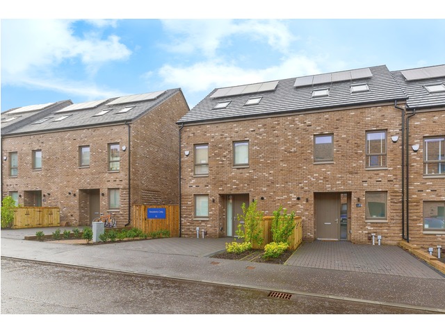 3 bedroom townhouse  for sale High Knightswood