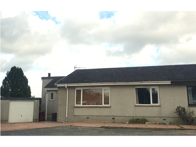 3 bedroom semi-detached  for sale Ythsie