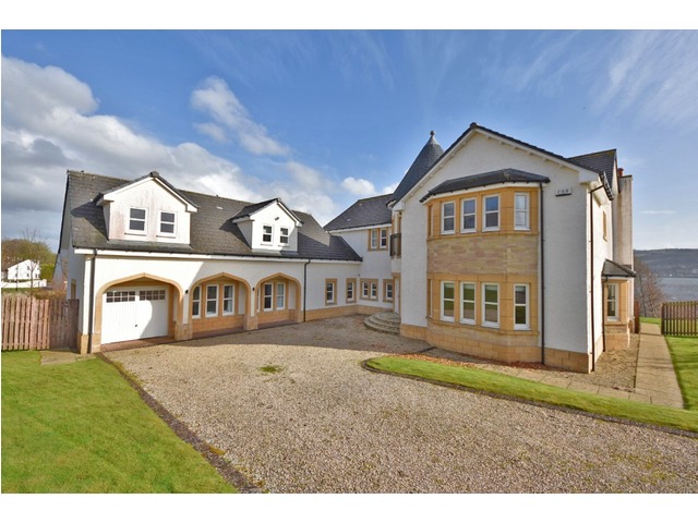 6 bedroom unfurnished house to rent Dennystown