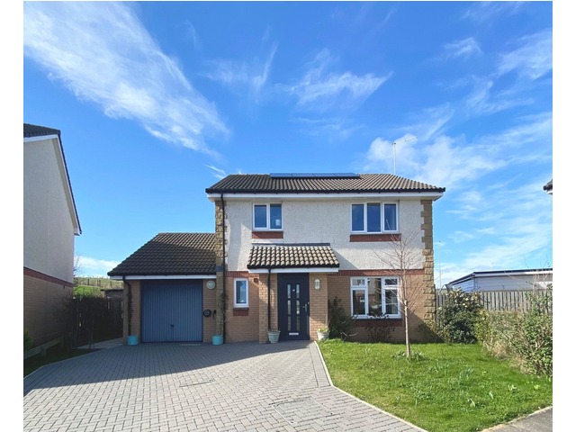 3 bedroom detached house for sale Crosshill