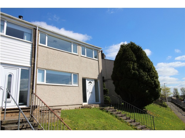 3 bedroom end-terraced house for sale Greenhills