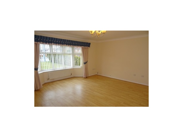 4 bedroom unfurnished house to rent
