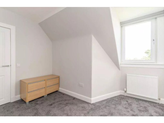 1 bedroom furnished flat to rent Currie