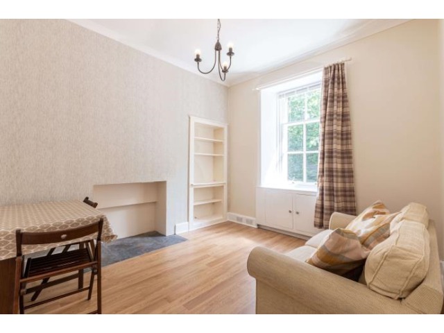 2 bedroom furnished flat to rent Portobello