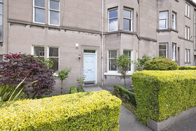 29 Learmonth Crescent, Comely Bank, EH4 1DD