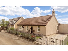 Starlaw Cottage, Bathgate, EH47 7BW