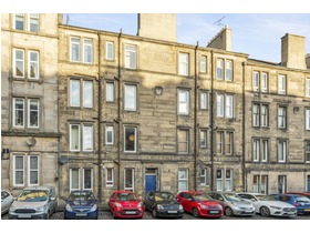 5/10 Edina Place, Easter Road, EH7 5RN