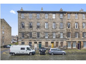 34/9 Barony Street, New Town, EH3 6NY