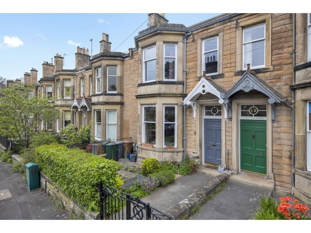 4 bedroom terraced house for sale The Inch