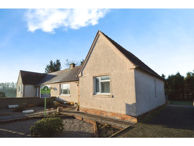 3 bedroom bungalow  for sale Townhead of Greenlaw